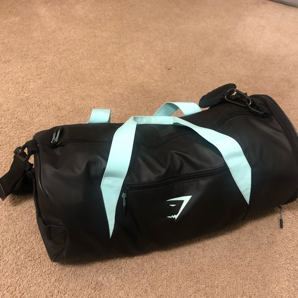 Gymshark barrel bag black and blue RARE